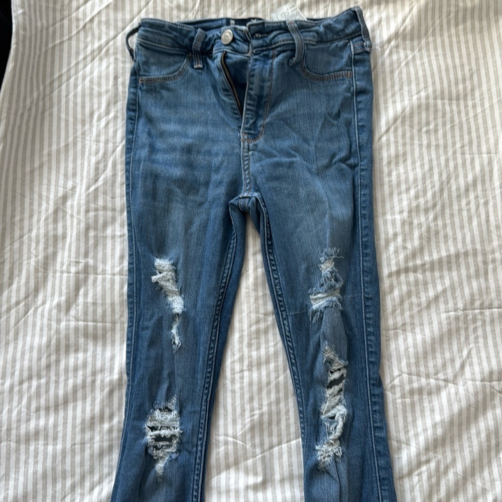Hollister High-Rise Ripped Jean Legging - Size: 0R